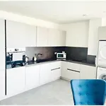 Roomy 3 Bedroom Flat With Outdoor Terrace And Parking Lussemburgo