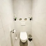 Apartament Roomy 3 Bedroom Flat With Outdoor Terrace And Parking *