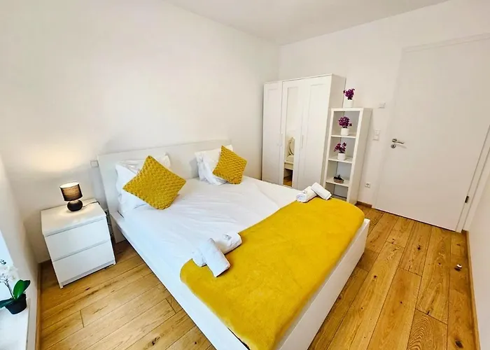 Roomy 3 Bedroom Flat With Outdoor Terrace And Parking Luxembourg